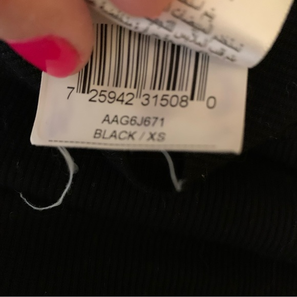 BCBG ribbed raw edge long sleeve LBD - Picture 5 of 7
